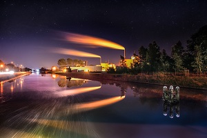 Many senior oil and gas professionals want to expand business outside the industry
